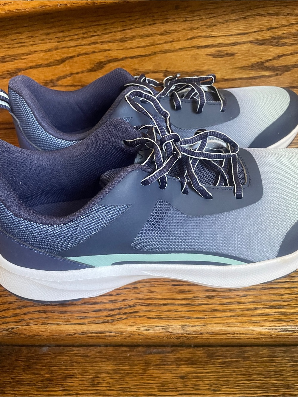 Athletic Works Men's Navy and Light Blue Lightweight Trainers